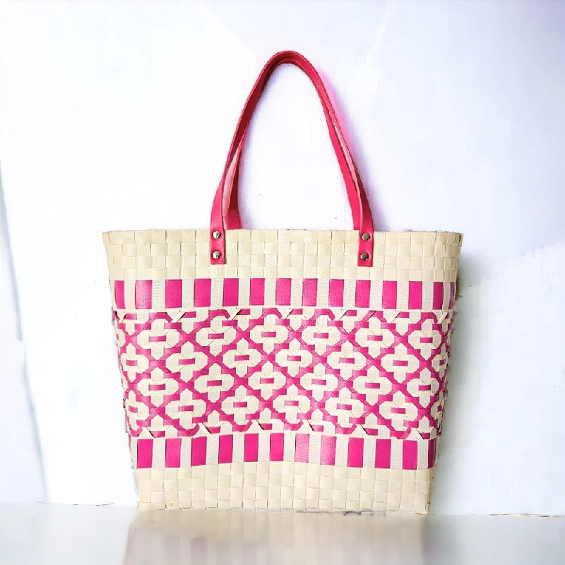 Quatrefoil Basket Weave Tote Bag - Pink