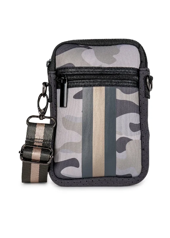 Casey Safari Cellphone Bag