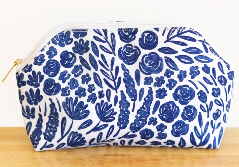 Porcelain Floral Zipper Pouch