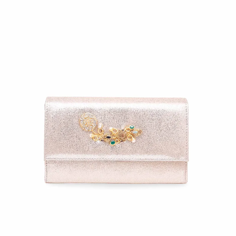 Golden Fancy Clutch P15323