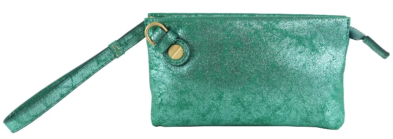 Prive Wristlet in Cactus