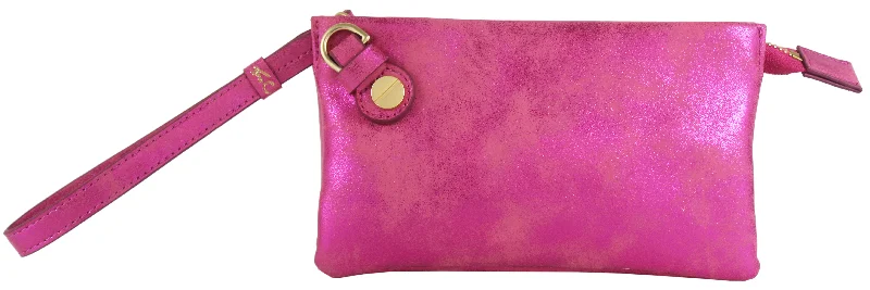 Prive Wristlet in Fuchsia