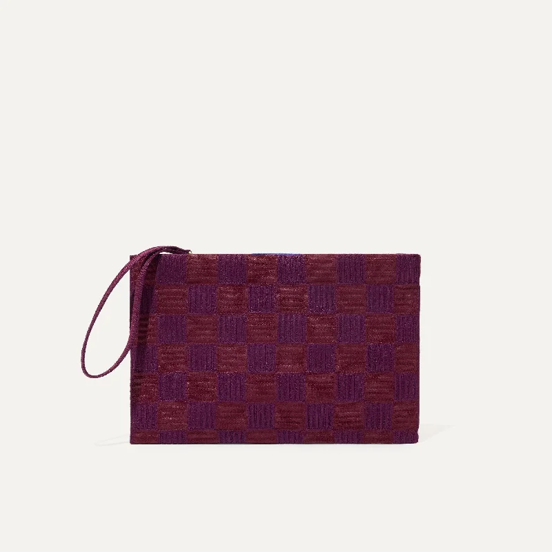 The Wristlet - Checker Plum